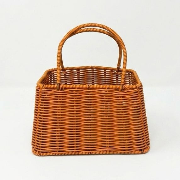 Canasta Artesanal de Ratan tejido – Diseño Elegante y Versátil