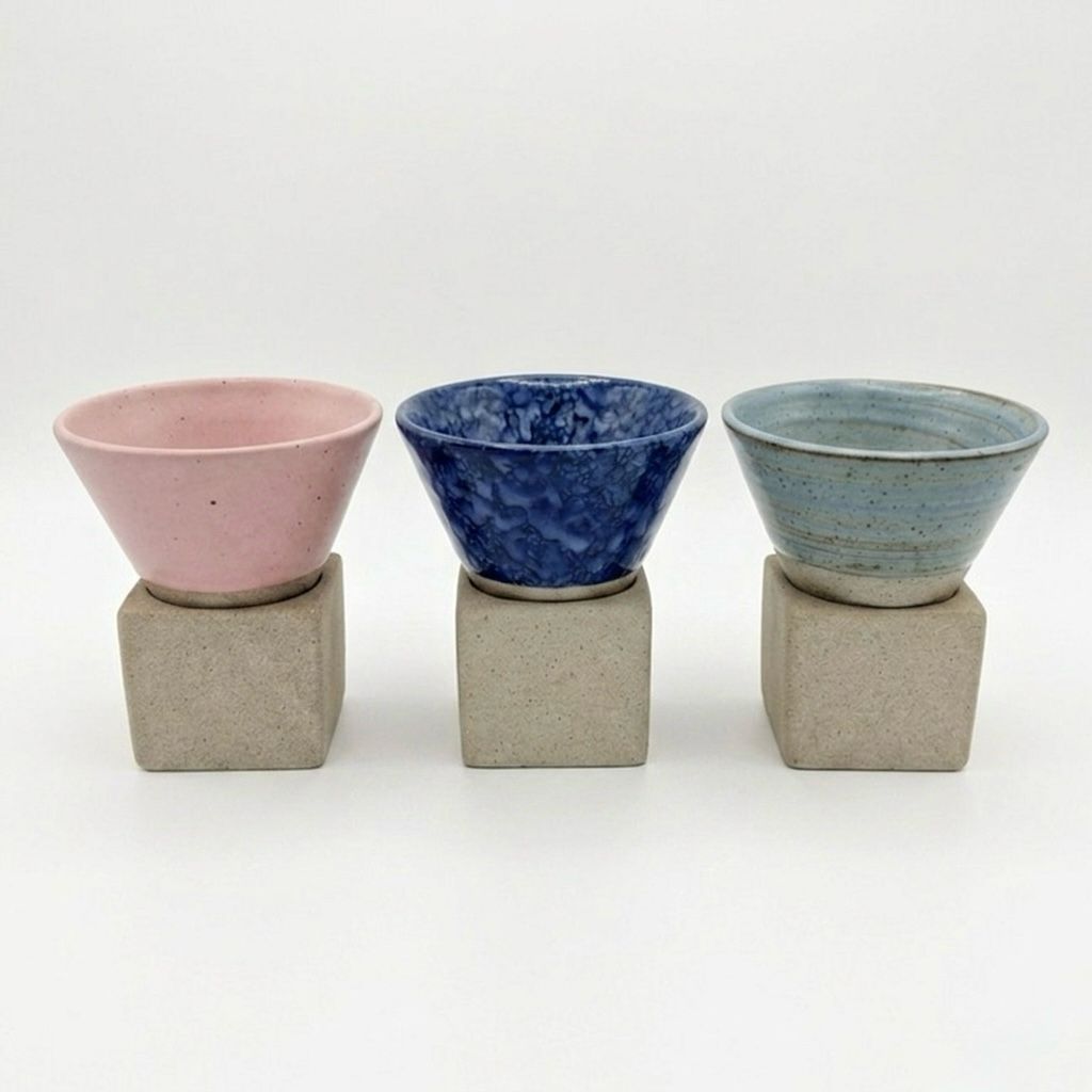 Taza de Cerámica Artesanal con Base Geométrica - Diseño Japonés